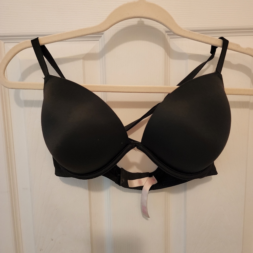 Victoria Secrets Pink Push Up 34D